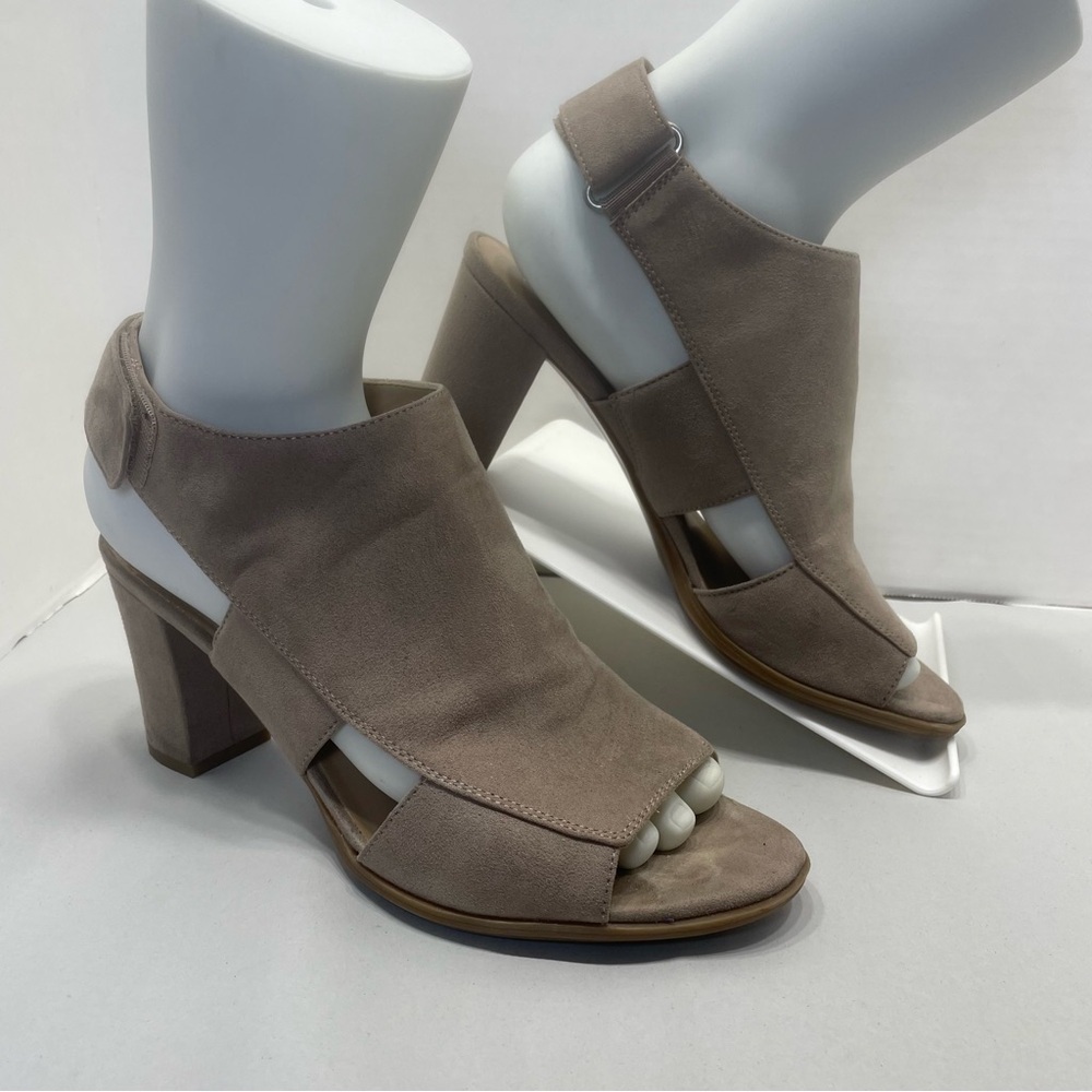 Naturalizer Women's Taupe Open-Toe Heels. Lucky. Size 9w. Pre-owned.